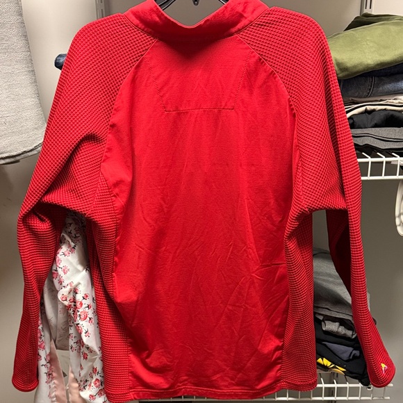 Antigua Wisconsin Badgers Red Quarter-Zip Sweatshirt - Picture 3 of 4